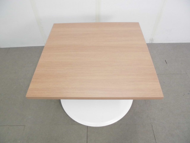 オカムラ / ローテーブル / 木目調