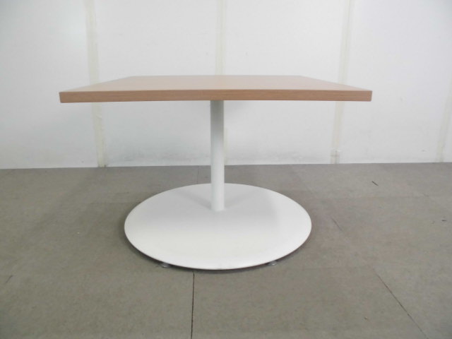 オカムラ / ローテーブル / 木目調