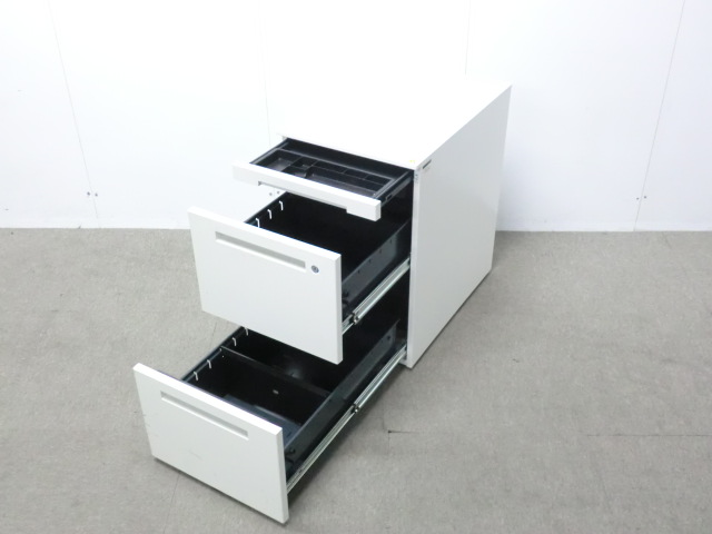 イトーキ/CZR / ホワイト / 【中古】 3段ハイワゴン