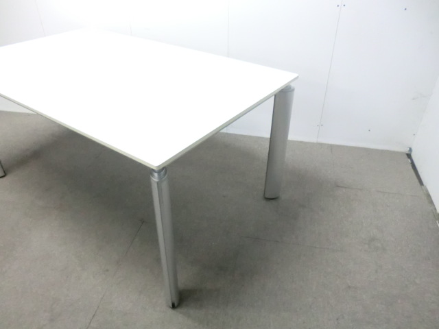 ライオン / ホワイト / 【中古】 会議テーブル