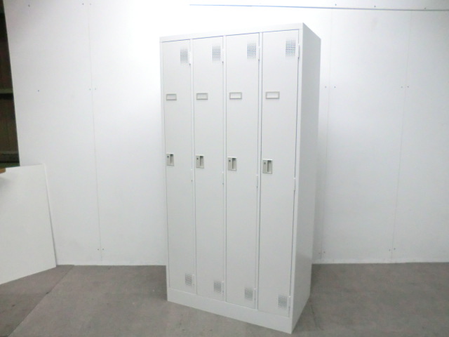 豊国工業 / ニューグレー / 【中古】 4人用ロッカー