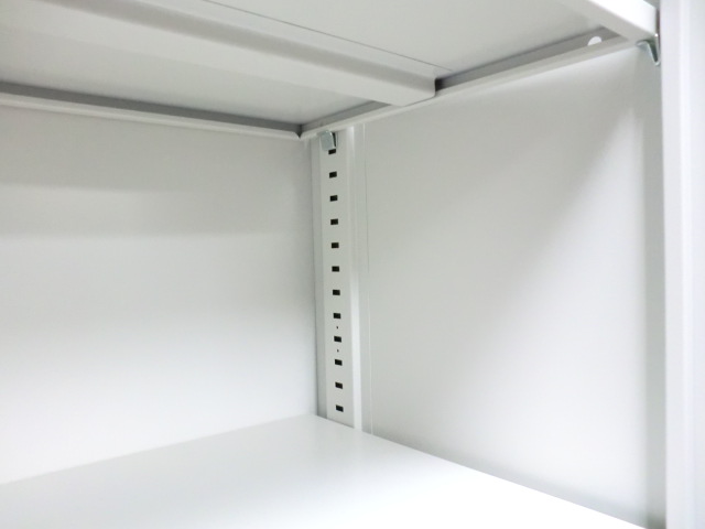 両開きキャビネット / ホワイト / 【中古】