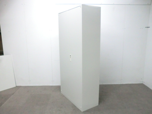 両開きキャビネット / ホワイト / 【中古】