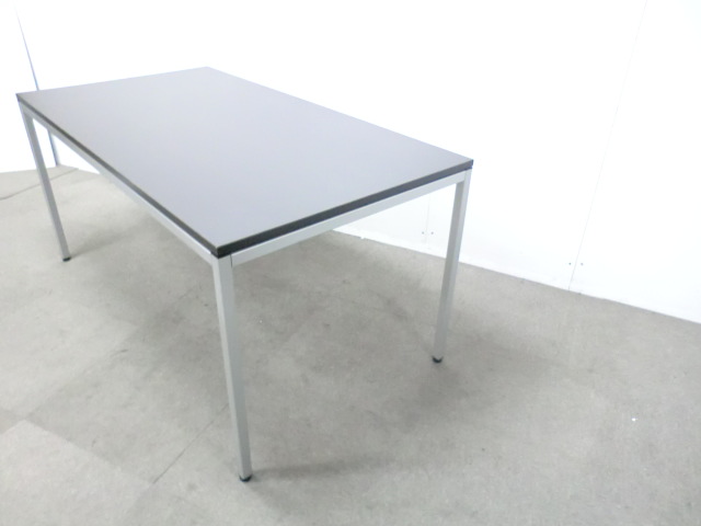 オカムラ / 木目調 / 【中古】 会議テーブル