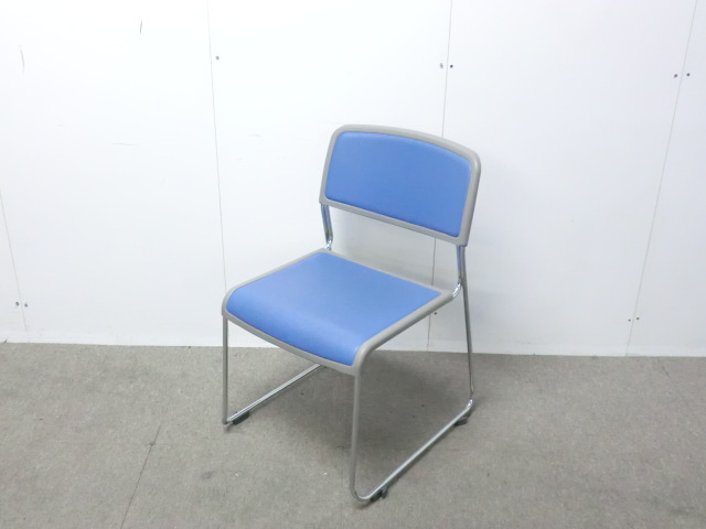 コクヨ / ライトブルー / 【中古】 スタッキングチェア