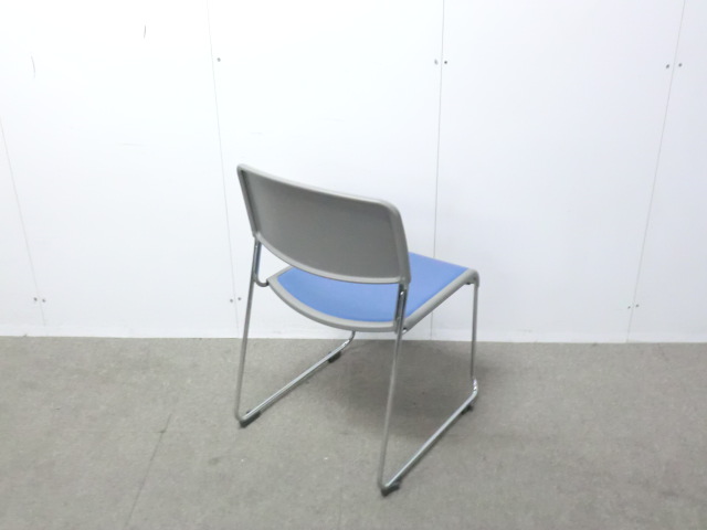 コクヨ / ライトブルー / 【中古】 スタッキングチェア