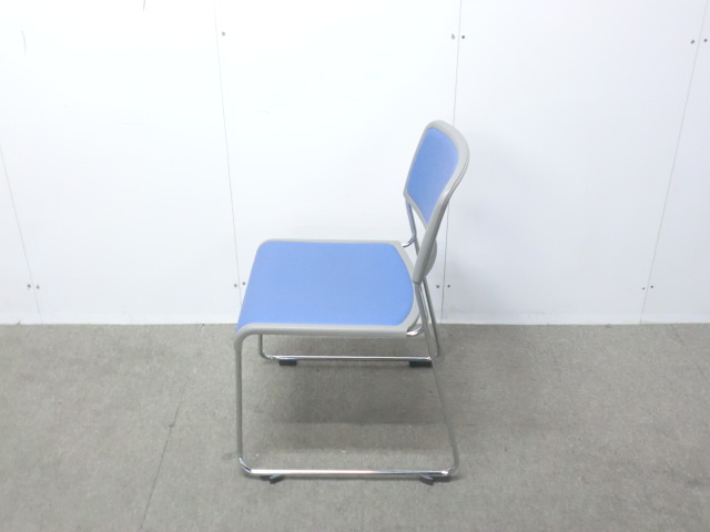 コクヨ / ライトブルー / 【中古】 スタッキングチェア