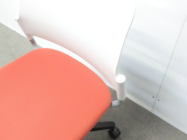 ウチダ/MF-276/オレンジ 【中古】 ミーティングチェア