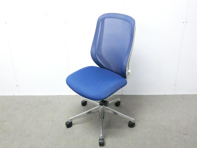 オカムラ/シルフィ/ ブルー / 【中古】 OAチェア肘無し