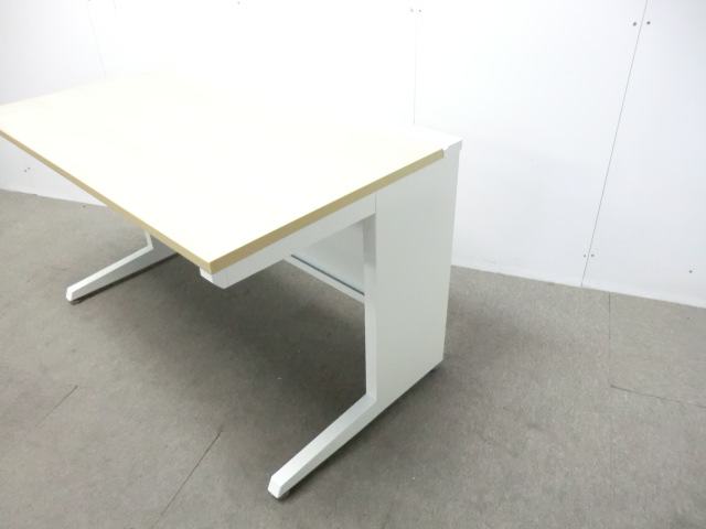 オカムラ / アドバンス / 木目調 / 【中古】 平デスク