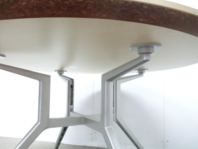 イトーキ / 木目調 / 【中古】 丸テーブル