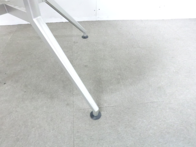 イトーキ / 木目調 / 【中古】 丸テーブル