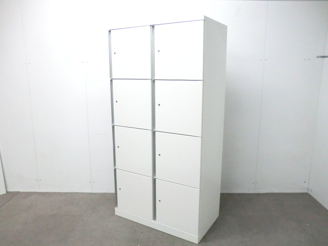 オカムラ / ホワイト / 【中古】 8人用ロッカー