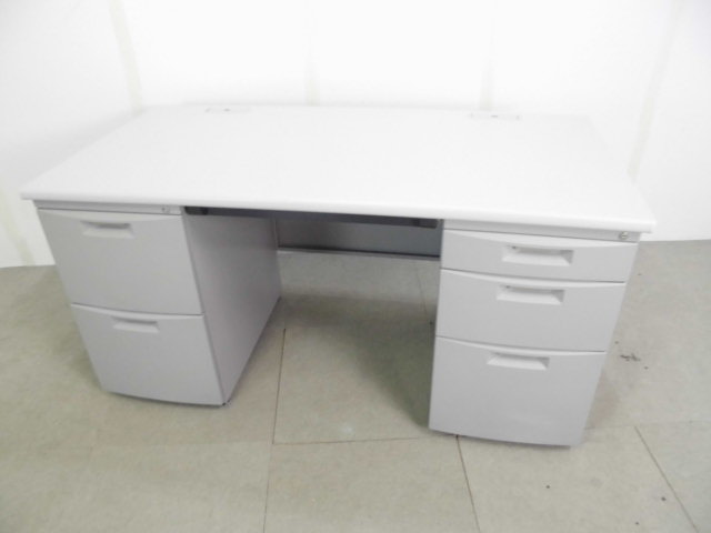 イトーキ / CZ / ニューグレー / CZN-147BAB-WE 【中古】 両袖デスク