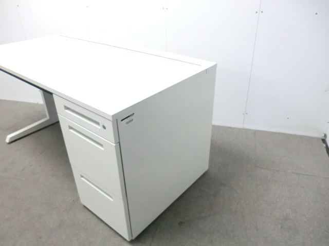 イトーキ / CZR / ホワイト / 【中古】 片袖デスク
