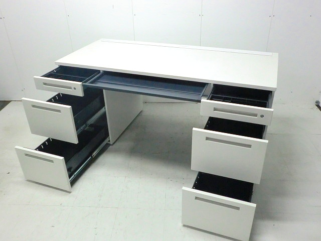 イトーキ / CZR / ホワイト / 【中古】 両袖デスク