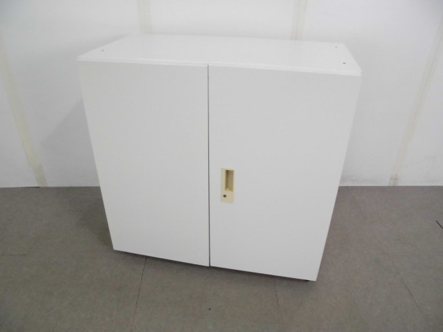 両開きキャビネット / ホワイト