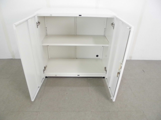 両開きキャビネット / ホワイト