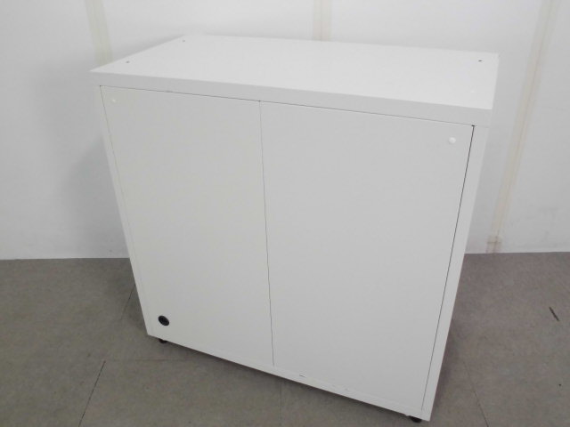 両開きキャビネット / ホワイト