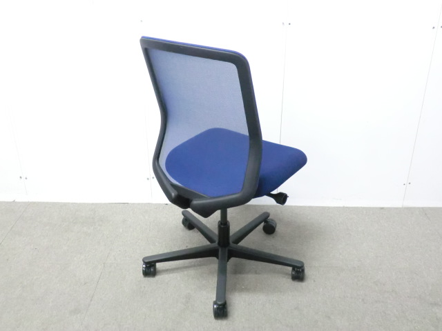 ウチダ / カリッサ2 / ダークブルー / CR2-300M 【中古】 OAチェア肘無