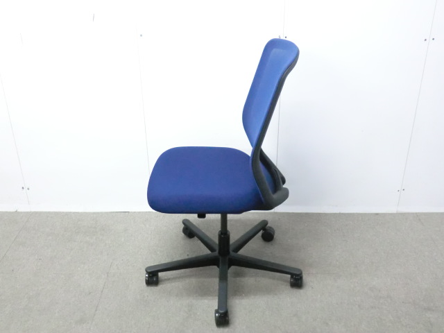 ウチダ / カリッサ2 / ダークブルー / CR2-300M 【中古】 OAチェア肘無
