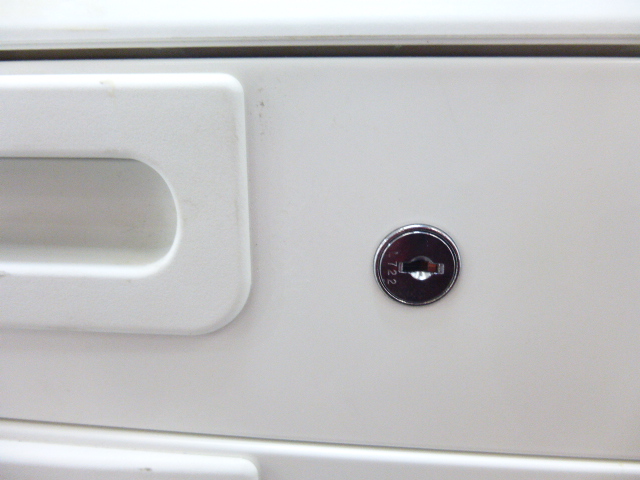 プラス/ホワイト/3段ワゴン/【中古】