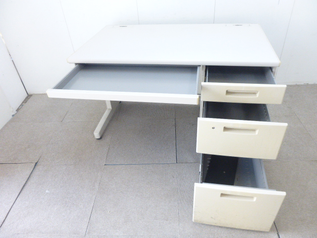 コクヨ/ニューグレー/片袖デスク/【中古】