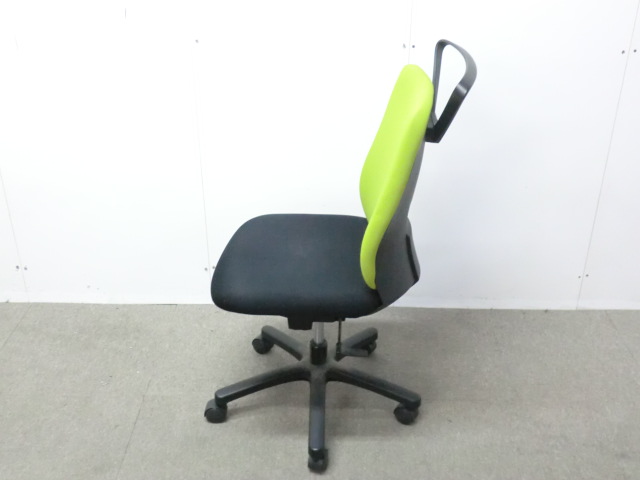 イトーキ/トルテ-R/ライトグリーン/【中古】OAチェア肘無