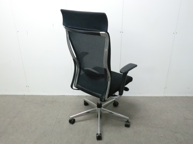 コクヨ/フォスター/ ブラック / 【中古】 OAチェア肘有