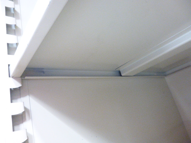 ウチダ/引違キャビネット/アイボリー/【中古】