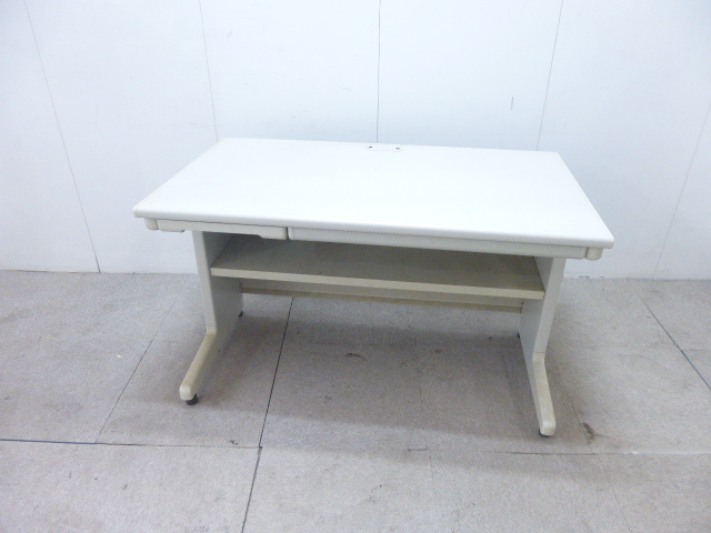 プラス/ニューグレー/平デスク/【中古】