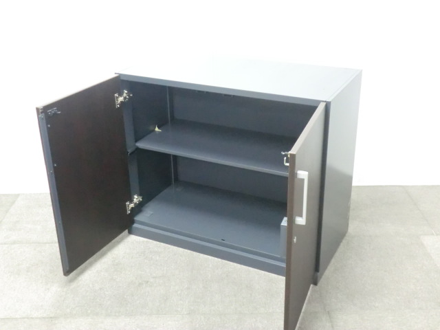 ナイキ / 木目調 / 【中古】 両開きキャビネット