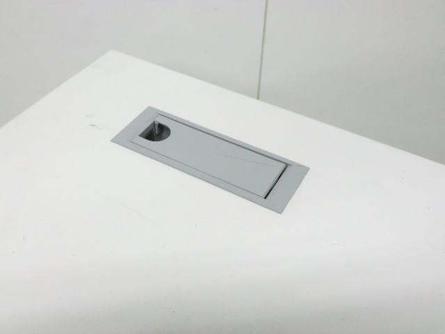 コクヨ / ホワイト / 【中古】 キッチンキャビネット