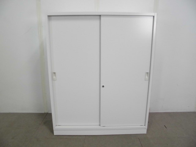 ウチダ / 引違いキャビネット / ホワイト