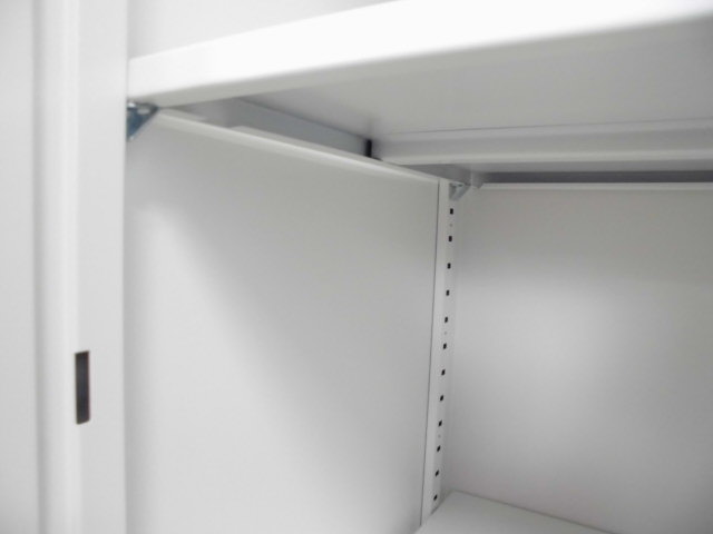 ウチダ / 引違いキャビネット / ホワイト