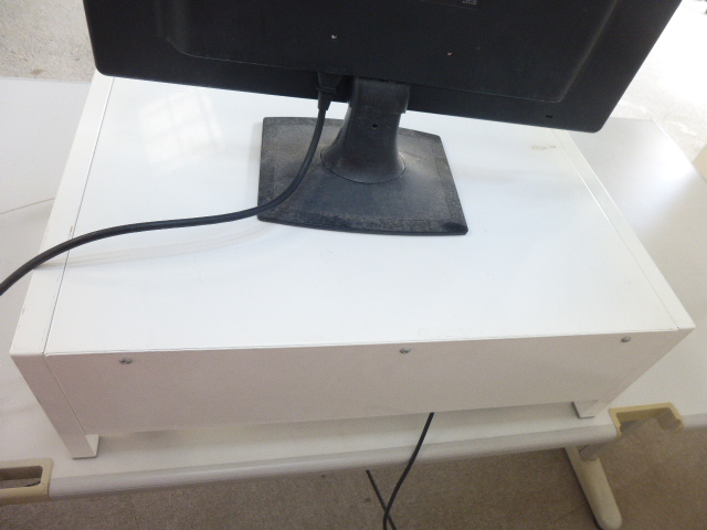 アイボリー/モニター台/【中古】