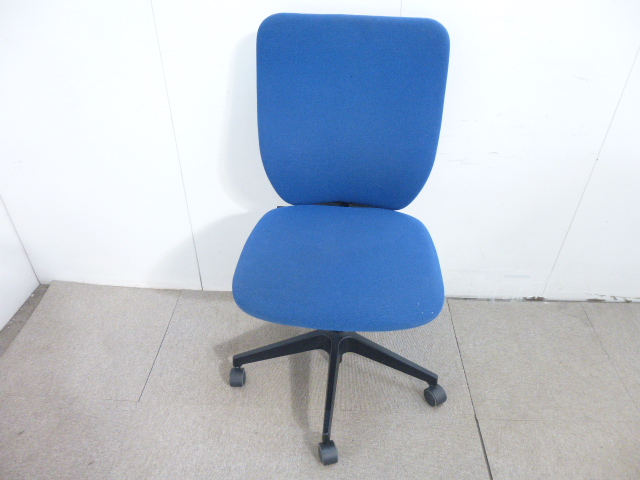 イトーキ/プラオ/ブルー/【中古】OAチェア肘無