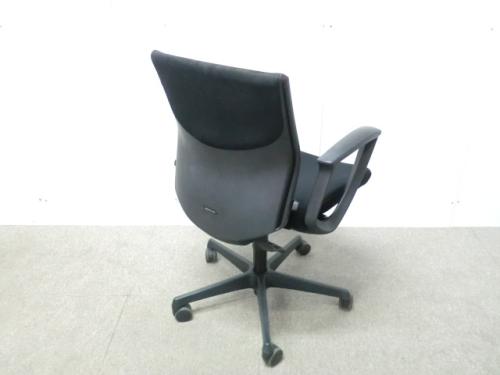 オカムラ /エスクードチェア/ ブラックC443ZR-FFW