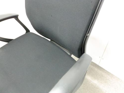 オカムラ /エスクードチェア/ ブラックC443ZR-FFW