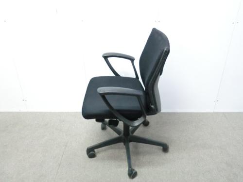 オカムラ /エスクードチェア/ ブラックC443ZR-FFW