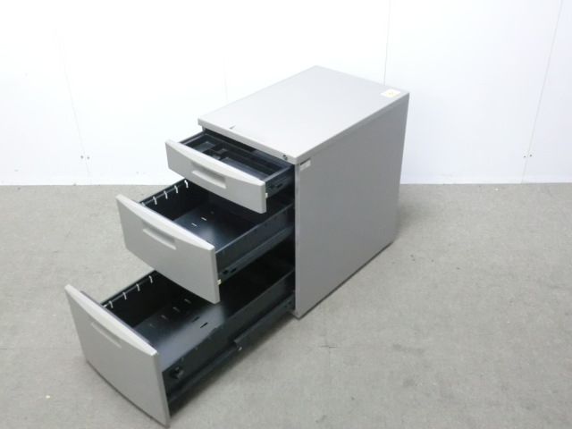 イトーキ/ CZ / ニューグレー / 【中古】 3段ワゴン