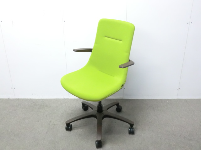 イトーキ/モーブ/ライトグリーン/ 【中古】 OAチェア肘有