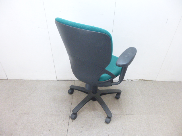 イトーキ/グリーン/OAチェア/肘有/【中古】
