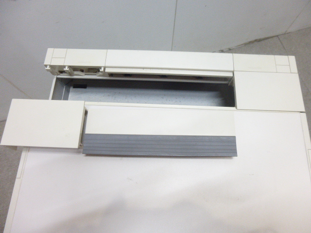 コクヨ/ニューグレー/脇机3段/【中古】