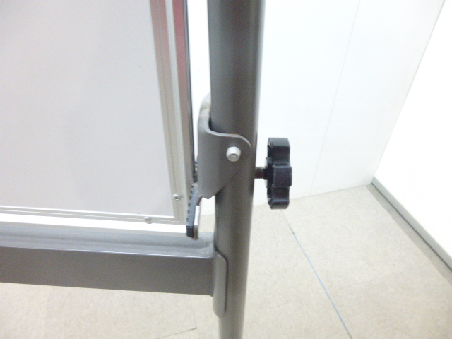 ホワイトボード/脚付き/【中古】