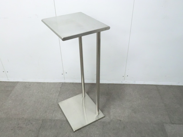 オカムラ / シルバー / 【中古】 電話台