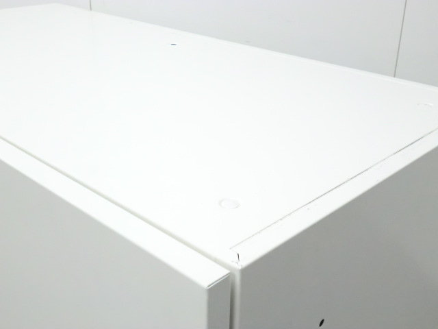 オカムラ/レクトライン/ホワイト/【中古】両開きキャビネット