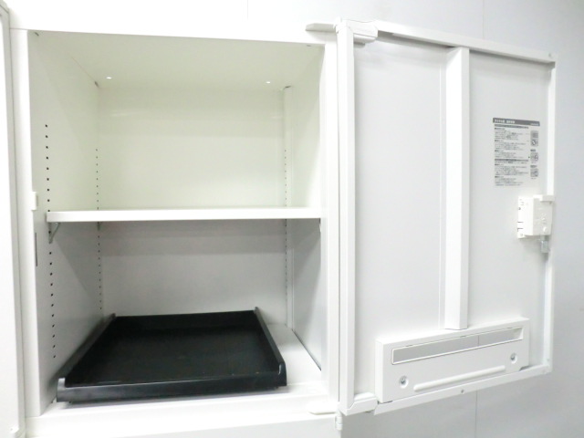 オカムラ/ ホワイト / 【中古】 6人用パーソナルロッカー