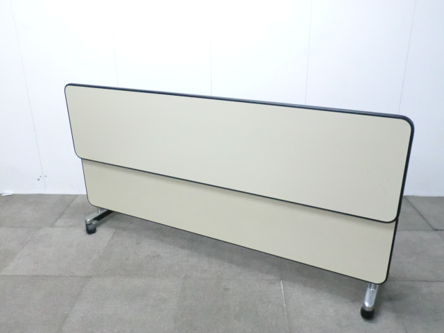 オカムラ / ニューグレー / 【中古】 フォールディング