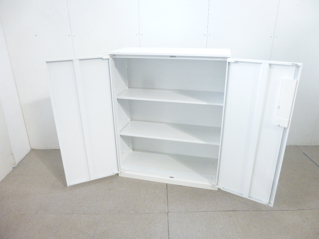 ウチダ/ホワイト/両開きキャビネット/【中古】